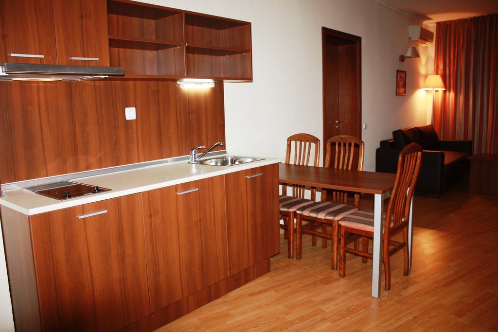 Hotel Central Golden Sands Room photo