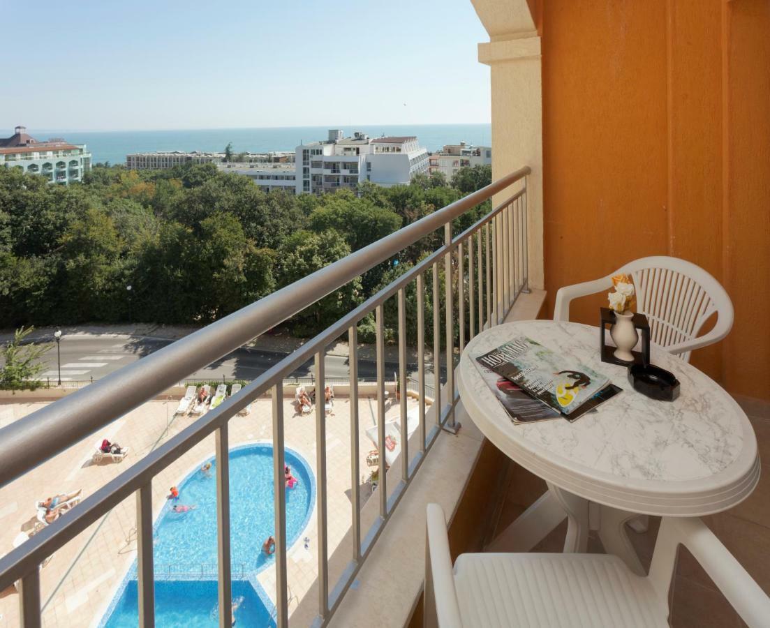 Hotel Central Golden Sands Exterior photo